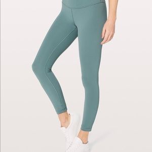 Lulu lemon under tight hi rise size 6 mystic green